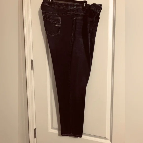 American Rag Deep Indigo Jeans - Picture 2 of 15